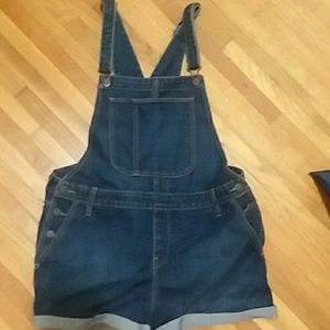 Woman's shirt overalls